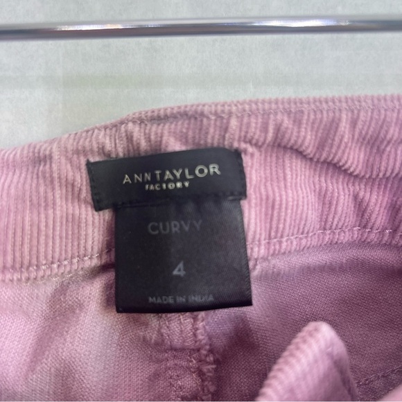 Ann Taylor purple corduroy, jeans size 4 curvy - Picture 5 of 5